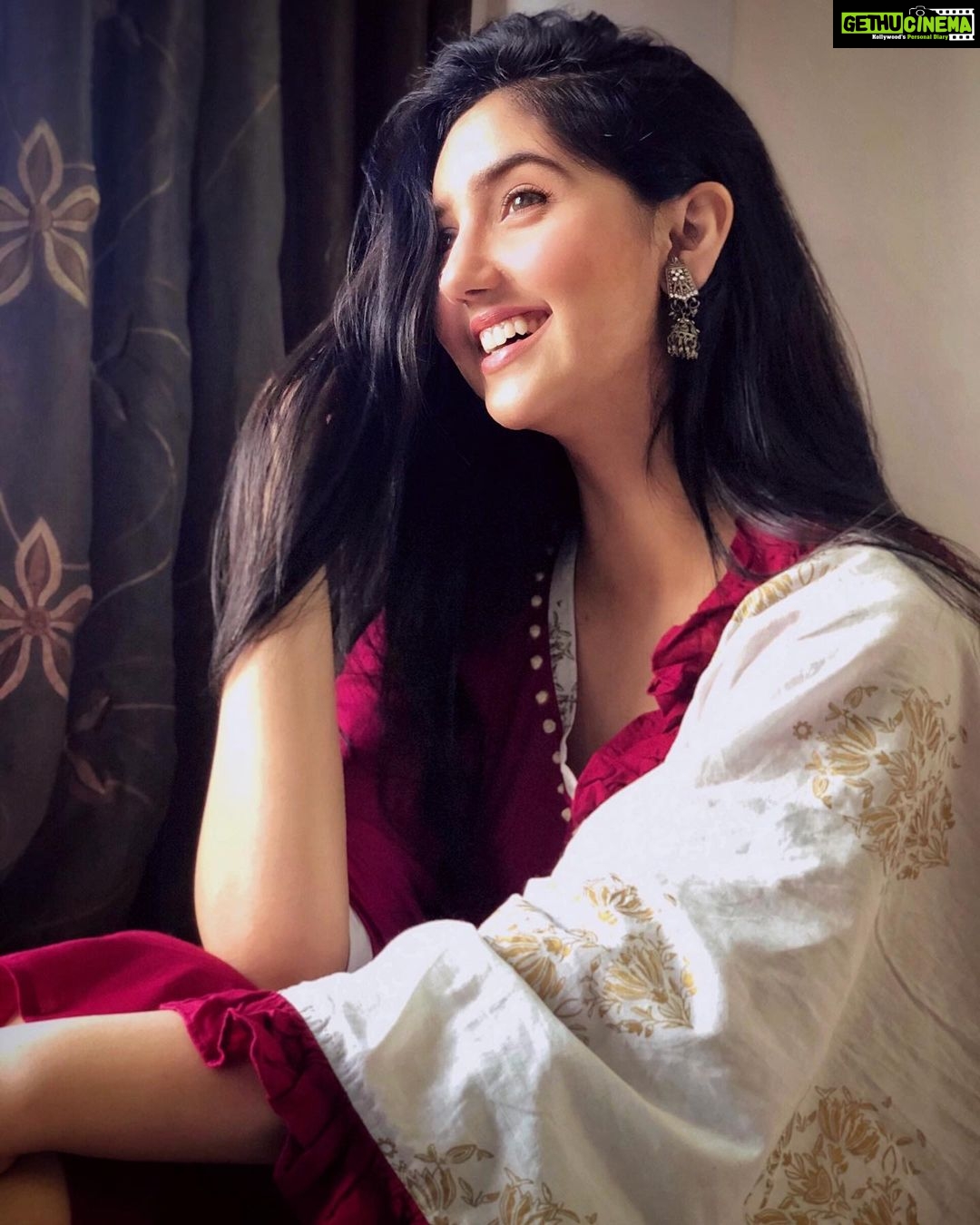 Ashnoor Kaur Instagram - Out beyond ideas of wrongdoing and rightdoing, there is a field. I’ll meet you there♥️