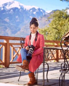 Ashnoor Kaur Instagram - God creates beauty, my camera and I witness it together📷💗