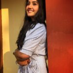 Ashnoor Kaur Instagram - You know you’re on the right track, When you become uninterested in looking back✨ . #lookforward #bepositive