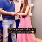 Ashnoor Kaur Instagram - Pa pleaseeee🥹 @gurmeetsingh0911 👀 . . . #BangleKePeeche #ReelyFunny #DaddyCool