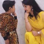 Ashnoor Kaur Instagram - #throwback with this cute little munchkin💛 Look at his expressions!