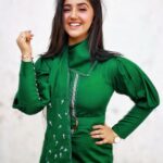 Ashnoor Kaur Instagram - Every woman is a miracle, Every girl is magic✨ . #laugh #live #love #loveyourself #bepositive #behappy #ashnoorstylediaries #smile #happyme Styled by @styleitupbyaashna Outfit by @mesa_couture @poppublishmedia