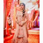 Ashnoor Kaur Instagram - When you just gave you internals, But now see your finals/boards approaching🥺 . Comment your best meme on this! Let’s see how creative you guys can get😁 . #EveryStudent #FinalExams #AllTheBest #throwback