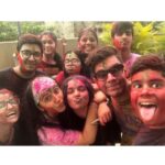 Ashnoor Kaur Instagram - I had an amazing Holi with my friends💗 These are the precious little moments that matter!! . How was your Holi? Rate it from 0-10✨ #HoliVibes #FestivalOfColours #FunWithFriends #HoliHai 📷 @kellansworld Holi Hai