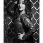 Ashnoor Kaur Instagram - When I look in the mirror Baby I see it clearer Why you wanna be nearer🎶♥️