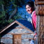 Ashnoor Kaur Instagram - Be a happy soul, it’s the best shield for this cruel world💕🌎 #outdoor #smile #loveyourself #manalidiaries #patialababes #season2 #ashnoorkaur 📸 by @voodoomanali Haveli Manali Himachal Pradesh