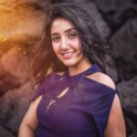 Ashnoor Kaur Instagram - You look in her eyes, There’s a whole damn world💙 📸 by @iamrushabhmodi Edited by @kellansworld Curated by @fin.network