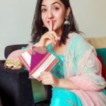 Ashnoor Kaur Instagram - When I was in school, the highlight of Diwali wasn’t the beautiful decorations, sweets and great food but I would secretly wait for all the relatives who would get me Diwali presents, especially money, so that I could deposit it into my little piggy bank and watch it grow. I put everything into that piggy bank, but more than the money, I guess I was saving those memories. Nowadays, you can just text someone Happy Diwali, you don’t have to go see them, just to wish them. I miss the thrill of going from house to house with my parents, tasting all the different Diwali goodies and collecting my Diwali memories. Share your Diwali story with me for a chance to win the OPPO Reno2 using #ColorOfDiwali #MyColorOS @colorosoppo