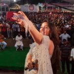 Ashnoor Kaur Instagram - Thank you so much Nagpur for the immense love❤️ Love you all, hope to see you soon again😘 . . #Nagpur #Event #FanLove #Blessed