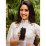 Ashnoor Kaur Instagram - Make way for the #OPPOReno2 with 48MP #Quadcam with #20xZoom, #UltraSteadyVideo and #UltraDarkMode. Grab yours today! @oppomobileindia