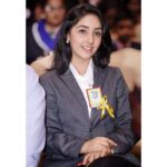 Ashnoor Kaur Instagram - Not a worrier; a warrior... If it doesn’t challenge you, it doesn’t change you.... . . #actualcandid #believeinyourself #loveyourself #ashnoorstylediaries #formals #formalwear Hotel Sahara Star International, Mumbai