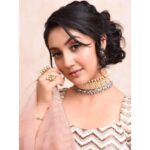 Ashnoor Kaur Instagram - Look at you, Looking at me👀❤️ . Do you like ethnic wear? . #ashnoorstylediaries #ashnoorkaur #ethnicwear #ethnicfashion #indianfashion #indianethnicwear #traditionalwear #traditionalfashion #smile