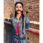 Ashnoor Kaur Instagram – Just being my normal goofy self!😁
Happy Sunday!!
.
.
#goofyme #happyme #loveyourself #ashnoorstylediaries #ashnoorkaur #goofystyle #bts #betweentheshots