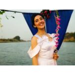 Ashnoor Kaur Instagram - हवाओं में बहेंगे घटाओं में रहेंगे तू बरखा मेरी मैं तेरा बादल पिया❤️