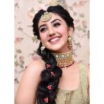 Ashnoor Kaur Instagram - Wearing the smile you gave me❤️ . . #MyAshnooriansMyPower #ashnoorstylediaries #AshnoorXLabelMraar #ethnicwear #ethnicfashion #ethnicelegance #indianwear #indianfashion