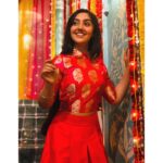 Ashnoor Kaur Instagram - You mustn’t be afraid to dream a little bigger, darling❤️✨ . . #dreambig #ashnoorstylediaries #indianwear #ethnicwear