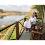 Ashnoor Kaur Instagram - Good morning with this beautiful river view😍 . . #ashnoorkaur #balconyview #birthdaycelebration #birthdaygirl #riverview #mybalcony #anchaviyo Anchaviyo