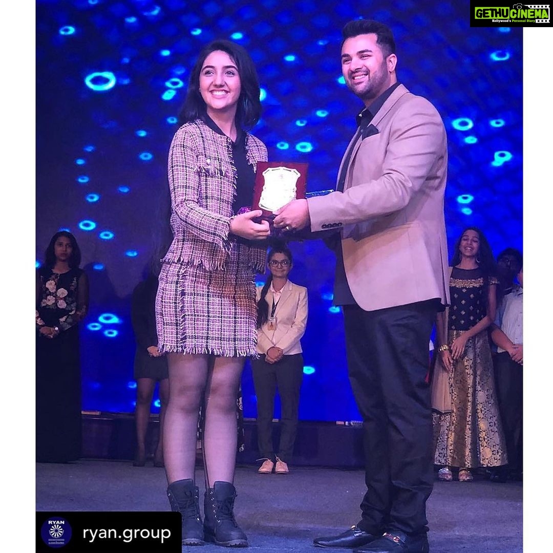 Ashnoor Kaur Instagram - One more added to the collection! It feels so great when your own school recognises your hardwork! Thanks to the entire Ryan Fraternity for all the encouragement, it wouldn’t have been possible without your support @ryan.group ❤️ Sahara Star