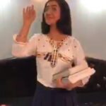Ashnoor Kaur Instagram - Girls, rush to Tik-Tok now – Clean & Clear has made raps for your personality. Pick your rap and show your swag! Join the #UnbottleApnaSwag challenge! Use the link to join #UnbottleApnaSwag challenge - http://vm.tiktok.com/eU3tV6/