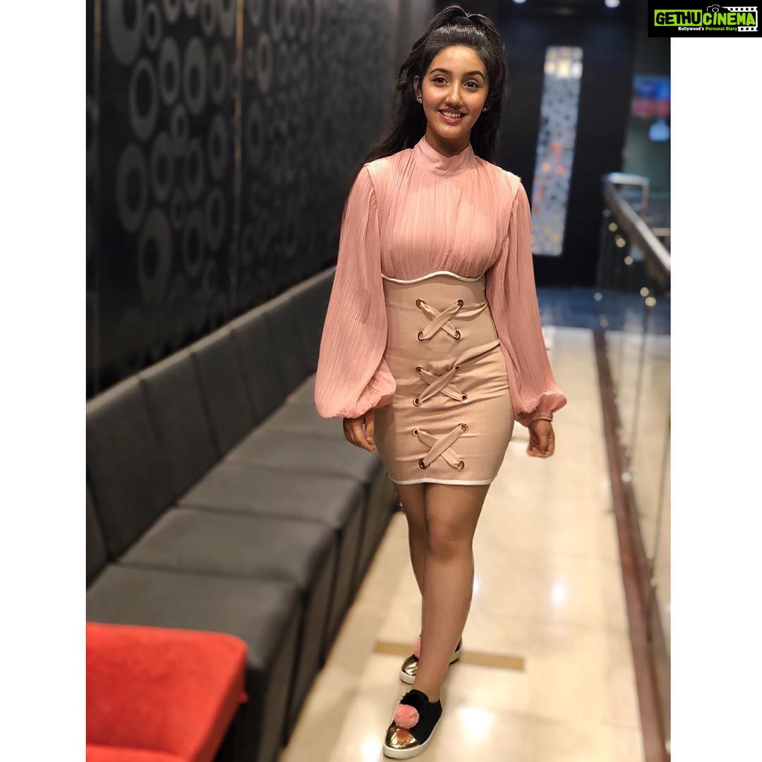Ashnoor Kaur Instagram - I could show you incredible things, Magic, madness, heaven, sin✨ #WhatIWore yesterday❤️ Outfit: @pankhclothing Styled by my lovely @shrishtimunka #AshnoorStyleDiaries