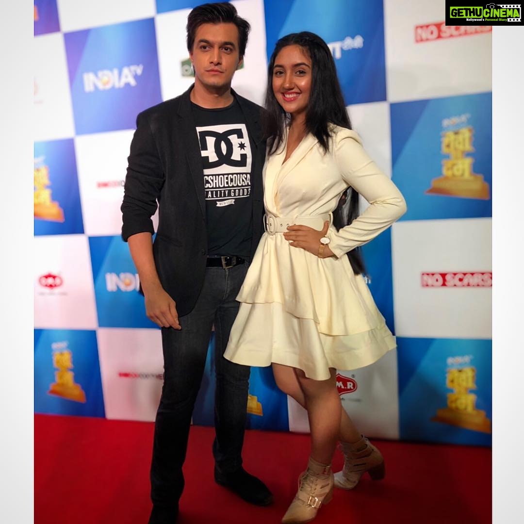 Ashnoor Kaur Instagram - Pictures from the @indiatvnews #TVKaDum party❤️ Thanks for having me @charulmalik @rajatsharmalive @imparaskothari Outfit: @pankhclothing Styled by - @shrishtimunka Assisted by - @thestorytailor_ @sri_naidu111 #AshnoorStyleDiaries Grand Hyatt Mumbai