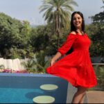 Ashnoor Kaur Instagram - The little red riding hood, Tripping by the sunny pool On a sunny morning! #AshnoorStyleDiaries