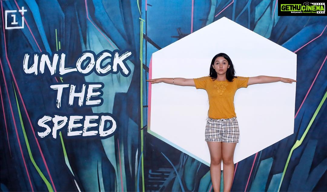 Ashnoor Kaur Instagram - Vroom, vroom…can’t wait to take the #OnePlus6T for a test drive. If you want to experience the speed, take part in the OnePlus India giveaway today! To participate, follow @oneplus_india now and you could take home the #OnePlus6T . #UnlockTheSpeed