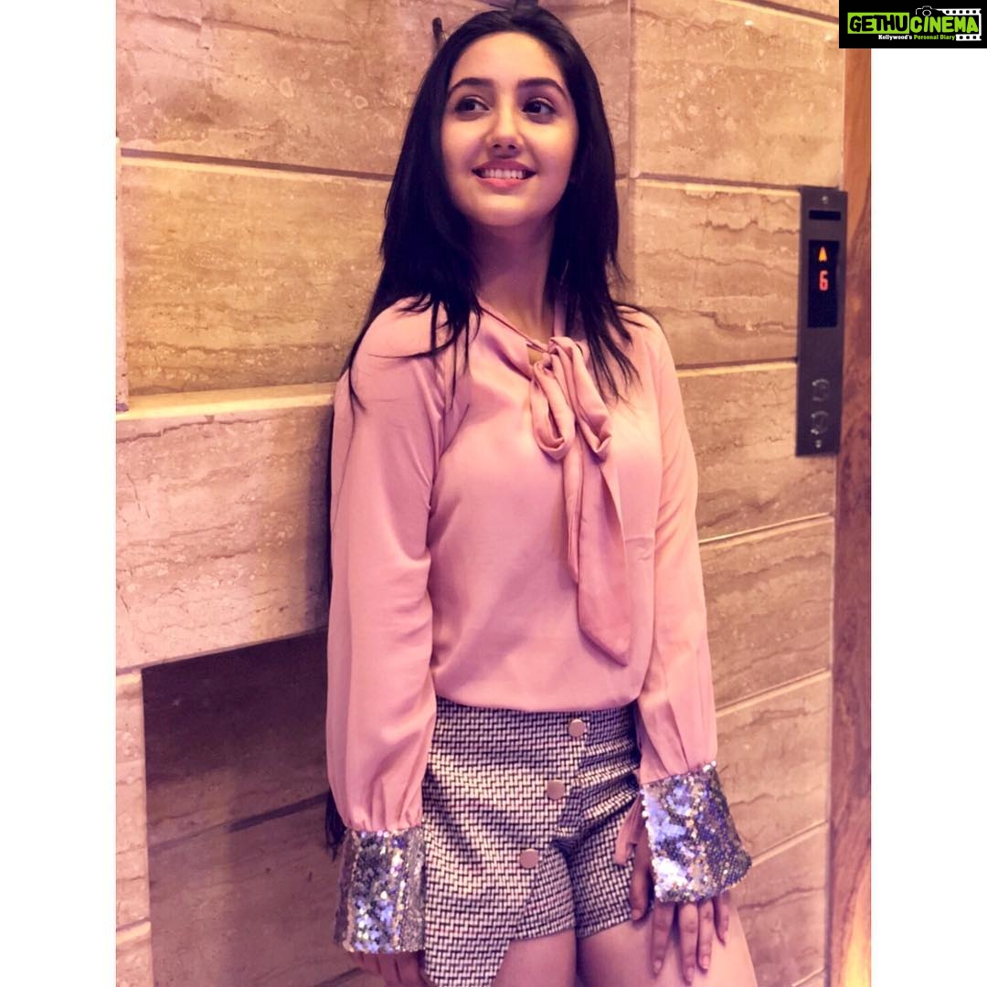 Ashnoor Kaur Instagram - #ootn for Jannu’s birthday party! Wearing @frenesifashion #ashnoorkaur #whatiwore #AshnoorStyleDiaries