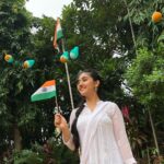 Ashnoor Kaur Instagram - This day, when India got freedom in 1947, let’s all pledge, on the same of 2018, to have freedom from corruption, poverty and inequality! Happy Independence Day! Jai hind!🇮🇳