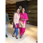 Ashnoor Kaur Instagram - Happy birthday Taapsee di! It was lovely working with you🤗 @taapsee enjoyy😘 #manmarziyaan releasing soon! 14th September, save the date!😉 #happyBirthday #taapseepannu #onscreensisters #ashnoorkaur