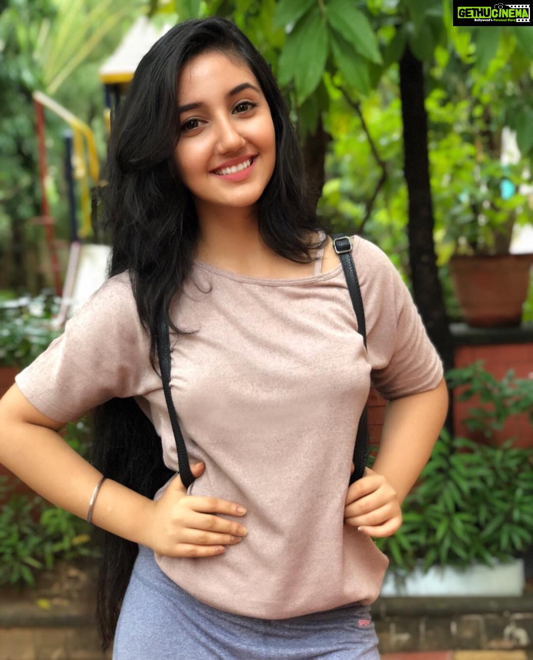 Ashnoor Kaur Instagram - You’re flawless in your flaws❤️ #flawlesswithflaws #thinkright #loveyourself #beconfident