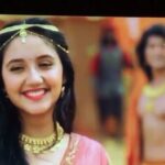 Ashnoor Kaur Instagram - Highlights from yesterday’s scene for those who missed it🤗 @sheezan9 when #Vilas and #Bhoj met for the first time! what do you think about the scene ? #prithvivallabh #newstorybegins #ashnoorkaur @writersgalaxyofficial Catch behind the scenes and the making in my story💕
