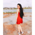 Ashnoor Kaur Instagram - Love how these filters change the look of the pictures! I used the magic focus effect to blur the background and used spring filter to add romantic pink tones to my pictures. Download @official.b612 to try it out! #b612 #b612magicfocus #b612filter #socialmonk #ashnoorkaur Mumbai, Maharashtra