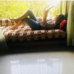 Ashnoor Kaur Instagram - A normal person lives just once, but a reader lives as many times as she reads🍃💗 #ashnoorkaur #mythoughts #reader
