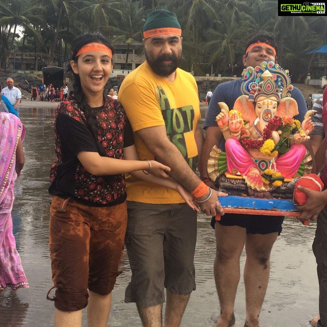 Ashnoor Kaur Instagram - #AboutYesterday #GanpatiVisarjan #GanpatiBappa #ashnoorkaur Mumbai, Maharashtra