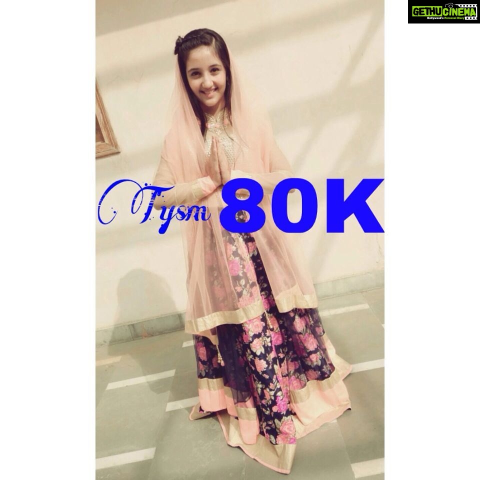 Ashnoor Kaur Instagram - Tysm guys! 4 all ur love n support ! Keep lovin me ! Muaah!😘