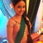 Ashnoor Kaur Instagram - #mehendilook #nanananianniversaryplay #naira #yrkkh #starplus #fun #njoyment #70'slook#love