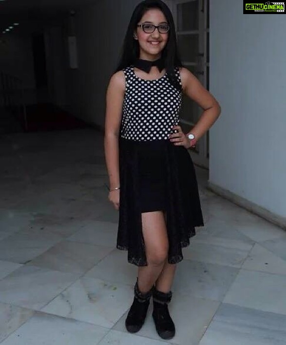 Ashnoor Kaur Instagram - Just like dat post