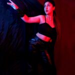 Ashnoor Kaur Instagram - Why I keep bossing like I do?🎶❤️‍🔥 . . . 📸 @smileplease_25 Wristbands @lamoda