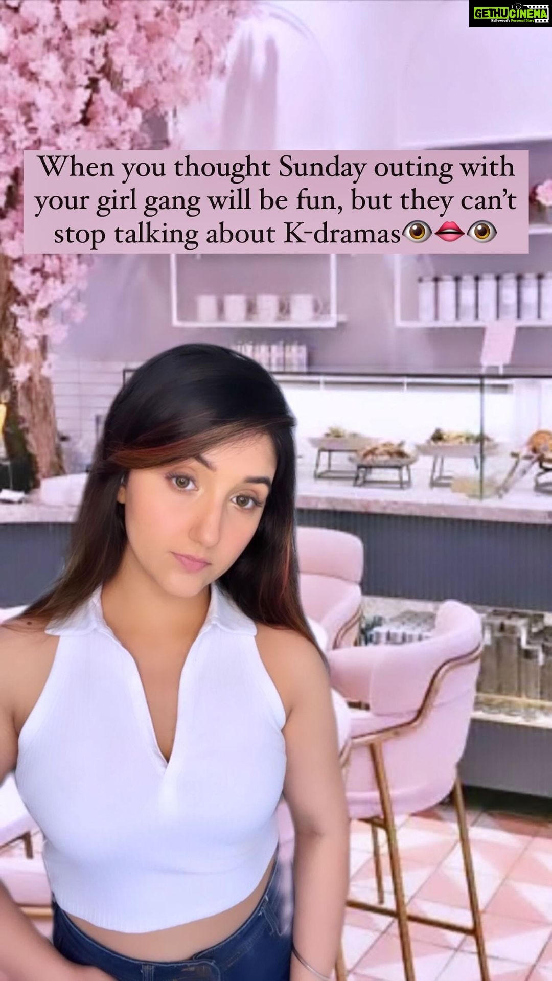 Ashnoor Kaur Instagram - Sorry, but why tho?👁👄👁 Give 1 reason to convince me to watch k-dramas!!! #SunSunKeBaatein