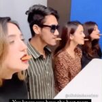 Ashnoor Kaur Instagram - Vibe with my tribe💁🏻‍♀️♥️ #TeamAshnoor #FunBetweenShots . . . . . #triller #TrillerIndia #GetSetTrill @triller @triller_india