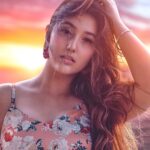 Ashnoor Kaur Instagram - Forever the girl who gets excited when the sky is in pretty colours♥️ . . . 📸 @smileplease_25 🎨 @kellansworld
