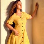 Ashnoor Kaur Instagram - Daily dose of vitaminD☀️💛