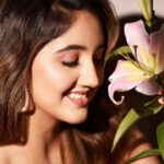 Ashnoor Kaur Instagram - Wherever life plants you, bloom with grace🌸🌱