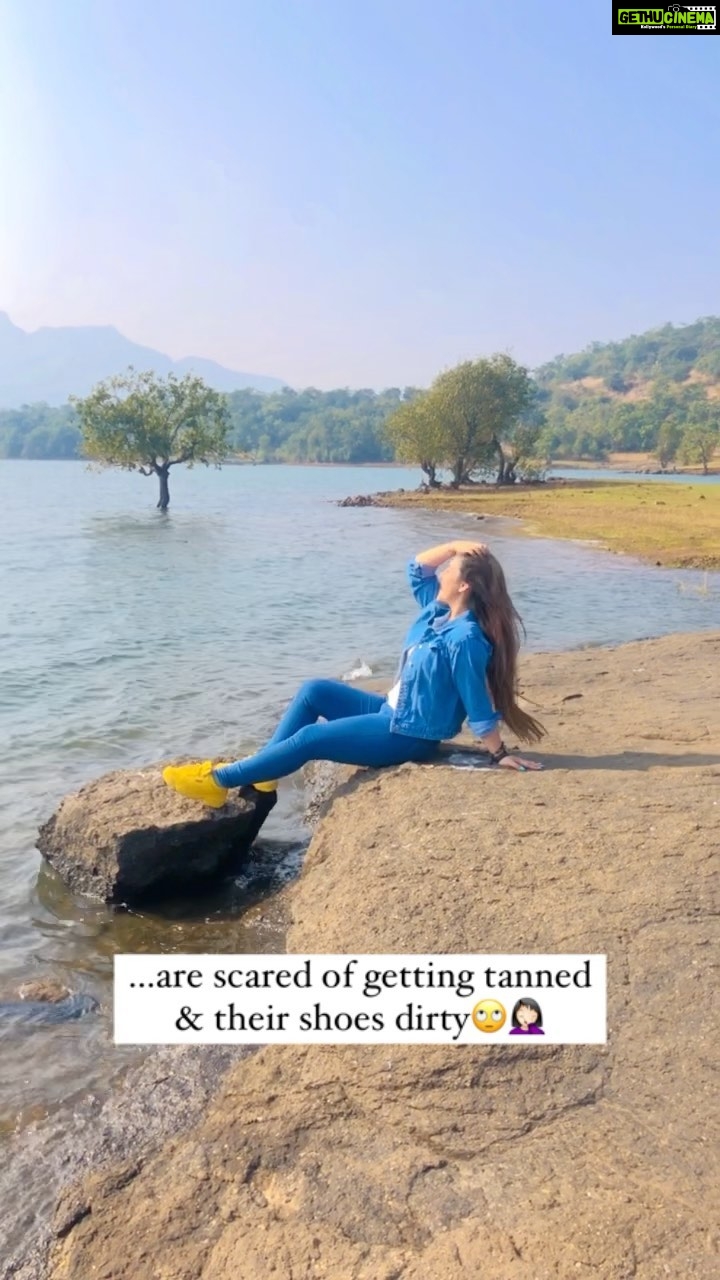 Ashnoor Kaur Instagram - Tag those *over-conscious* friends🙄⛰