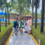 Ashnoor Kaur Instagram - My cute family….🤣🫶🏻♥️ . . . 📍 @radissonbluresort_karjat #familyfun #vacation #punjabifamily #happytimes #earthdefenseforce Radisson Blu Resort & Spa Karjat