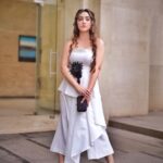 Ashnoor Kaur Instagram - Only if everything was black and white, it would have been clearer who to love and who to fight🤍✨ #ashnoorwrites . . #WhatIWore #ashnoorstylediaries Styling & concept @kapoormohit888 Organised by @derniercri_officials Designer @stellloempress Styling Asst. @rushabh.r.shah 📸 @akphotography_mumbai 💄MUAH @ishneet_94