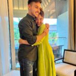 Ashnoor Kaur Instagram - Rakhi celebrations part-2🤍 . . . The first time we’re celebrating Rakhi together in person, which makes it all the more special💫 Lotsa love @karanbirsingh435 bhaiya!!! #WhatIWore #rakhi #rakshabandhan Wearing @suidhaagabyshweta 📍 @radissonbluresort_karjat Radisson Blu Resort & Spa Karjat