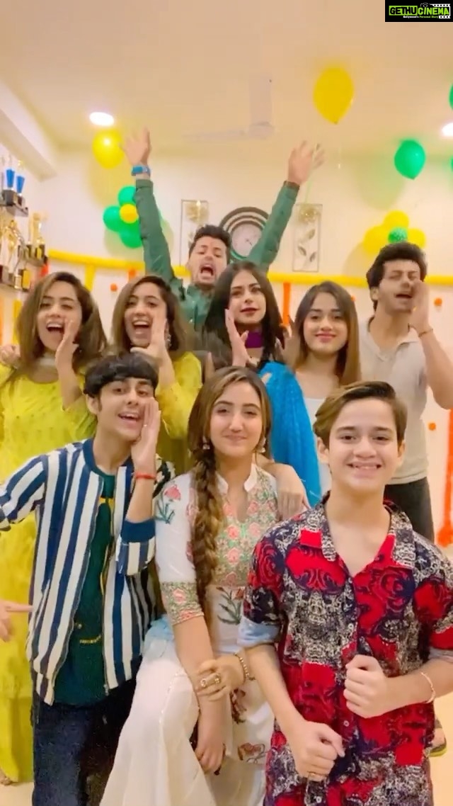 Ashnoor Kaur Instagram - Mazaa hi aa gaya😂🤪 . . #letsmoj @mojindia