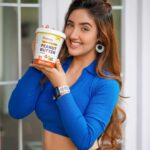 Ashnoor Kaur Instagram - Leaves me all smiles, every single day! ☺️ Whenever I get borderline hangry, I turn to @pintolapeanutbutter. This guilt-free peanut butter has the goodness of imported whey protein and my favourite organic jaggery, making it the tastiest and healthiest snacking partner. Now you know what gets me smiling, how about you get on the bandwagon too? 🥰 Available on: pintola.in, Amazon and Flipkart